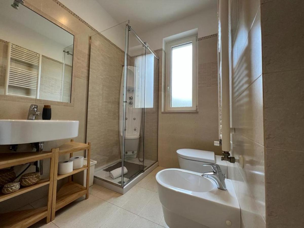 Villa Maria - Apartments In Villa With Pool โปลีญาโนอามาเร ภายนอก รูปภาพ