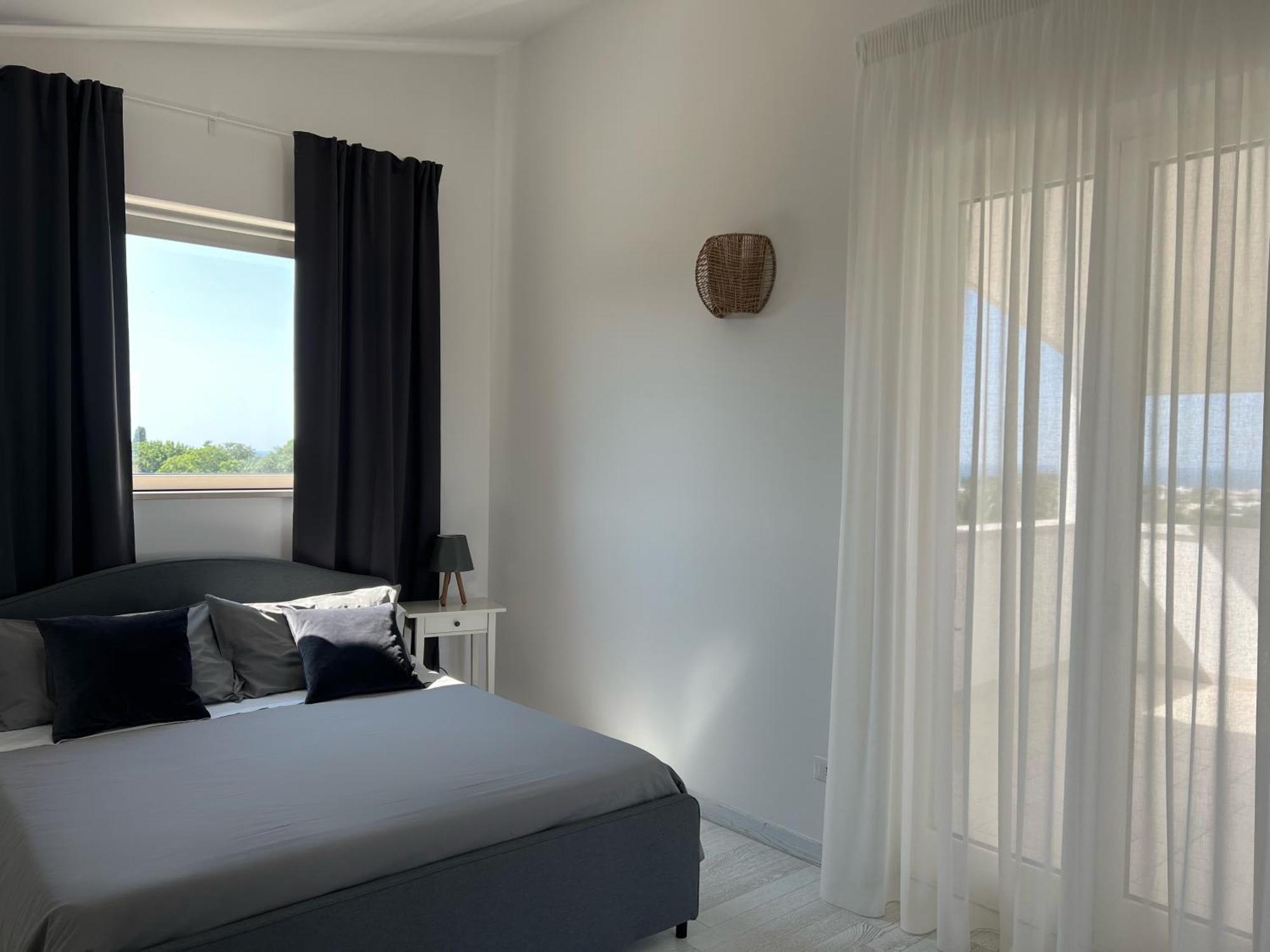 Villa Maria - Apartments In Villa With Pool โปลีญาโนอามาเร ภายนอก รูปภาพ